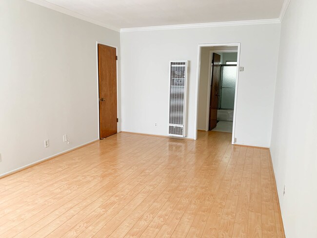 Living Room - 1044 N Orange Grove Ave