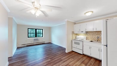 Building Photo - 21 Myrtle St