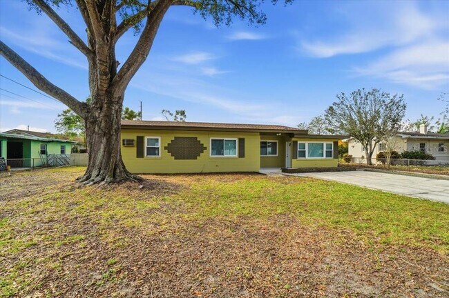 Foto del edificio - 3022 Hickory St