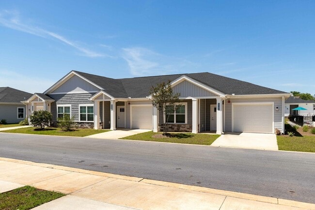 Building Photo - Arena Villas at Blue Angel