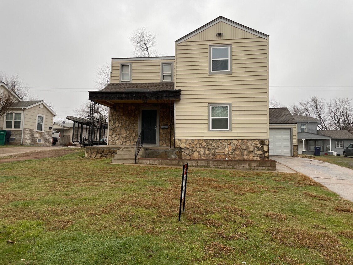 Foto principal - 3119 Pioneer Ave