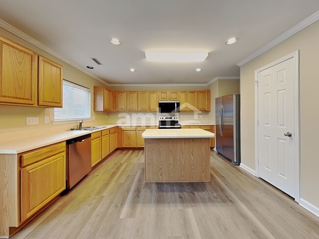 Building Photo - 342 Ashdale Dr