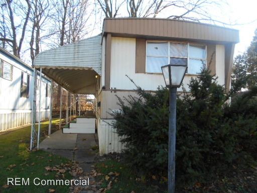 Primary Photo - 465 Canton Rd