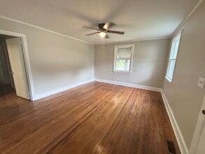 Building Photo - 3800 Capers Ave