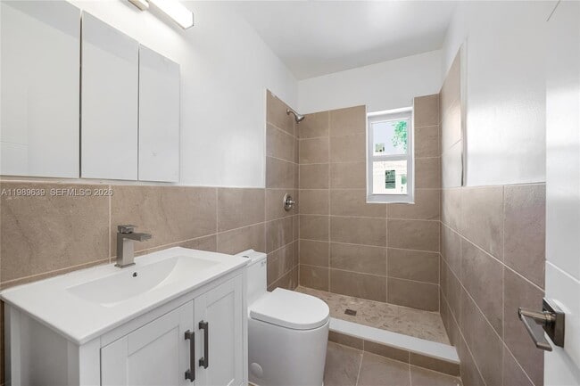 Foto del edificio - 2025 Fillmore St