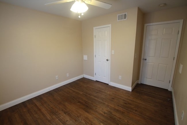 Building Photo - 3 Bedroom Home For Rent Near UT!