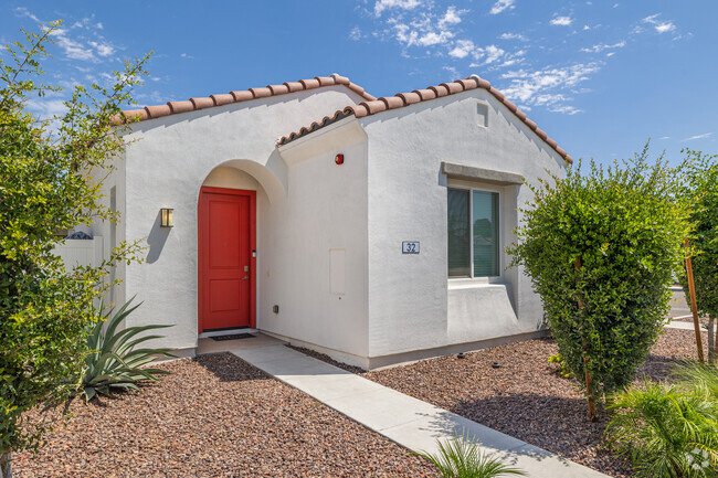 Abode At Litchfield Park