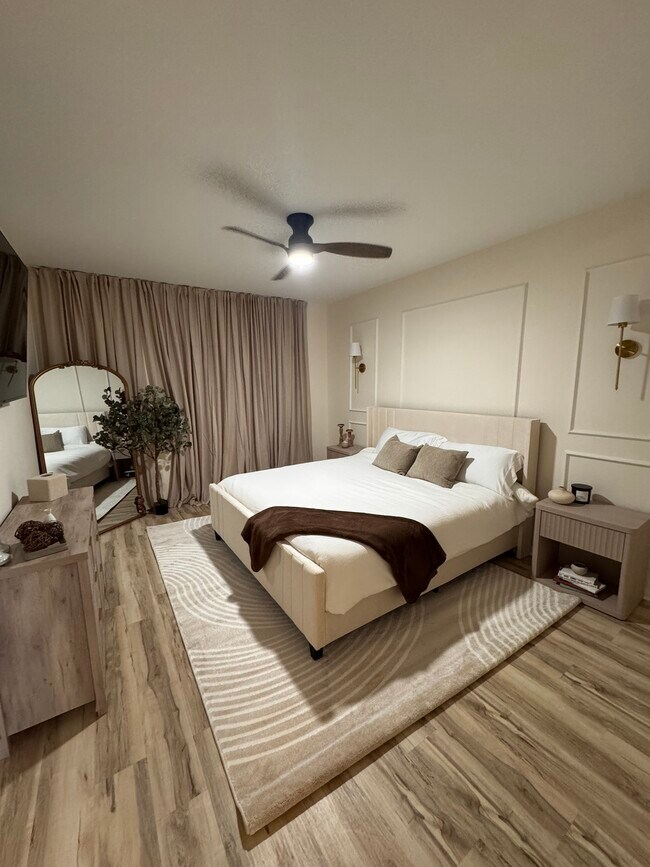 Foto del edificio - 7701 W Robindale Rd