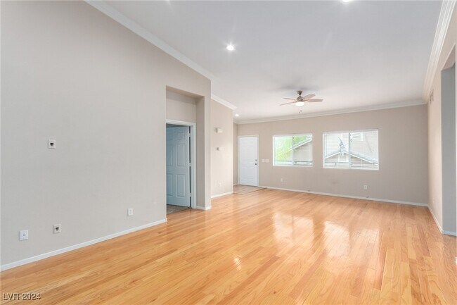 Foto del edificio - 2000 Jade Creek St