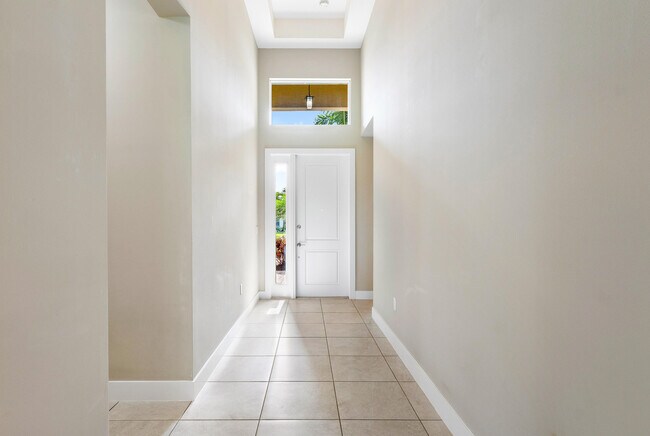 Foto del edificio - 15285 Sky Pond Pass