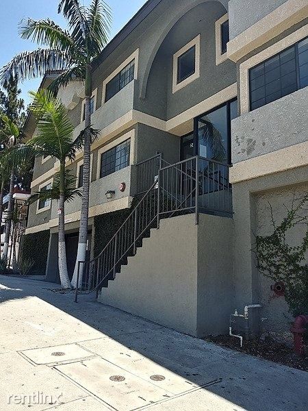 Primary Photo - 2410 W Temple St