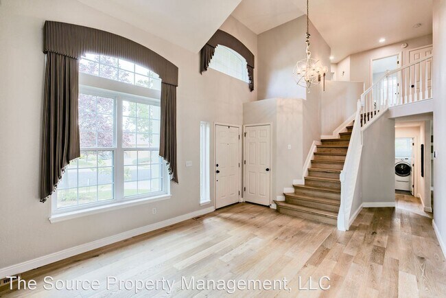 Building Photo - 4 br, 3.5 bath House - 4548 Foothills Dr