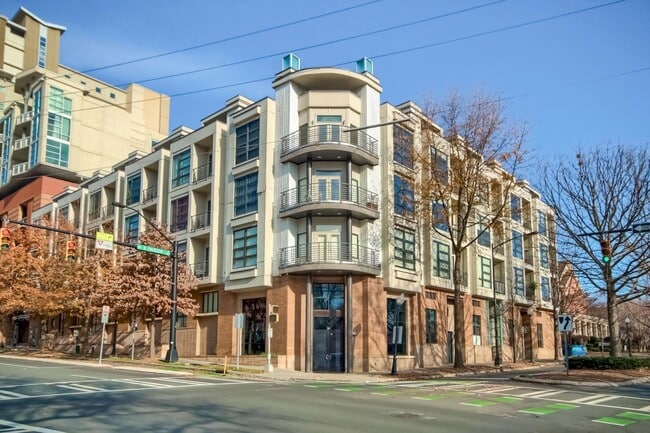 Foto del edificio - 525 E 6th St