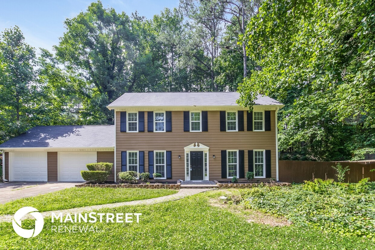 Primary Photo - 320 Sumter Dr NE