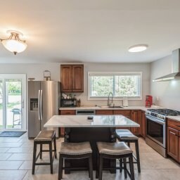 Building Photo - 202 Lake Hills Rd