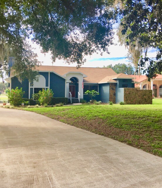 5138 Shorewood Dr, Ridge Manor, FL 33523 House for Rent in Ridge