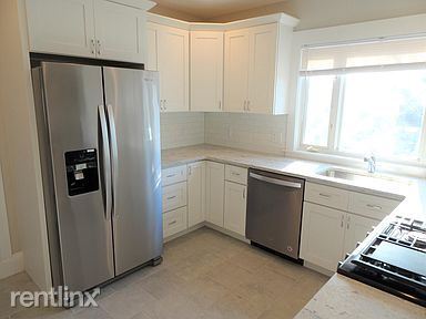 Primary Photo - 4 br, 2 bath House - 31 Marathon St