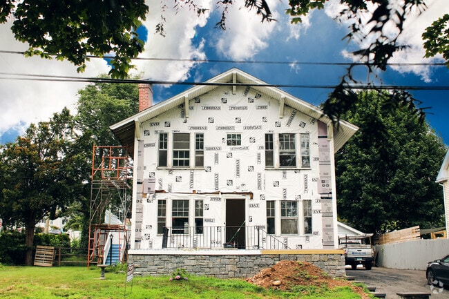 Building Photo - 142 Connecticut Ave