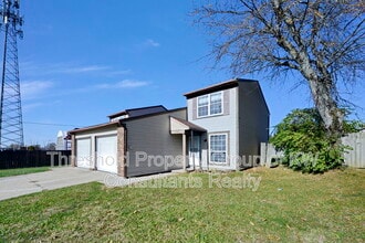 Building Photo - 7964-7966 Goldsmith Dr