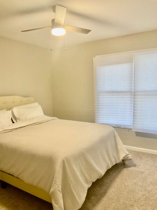 Foto del edificio - 6157 Loch Laural Ln