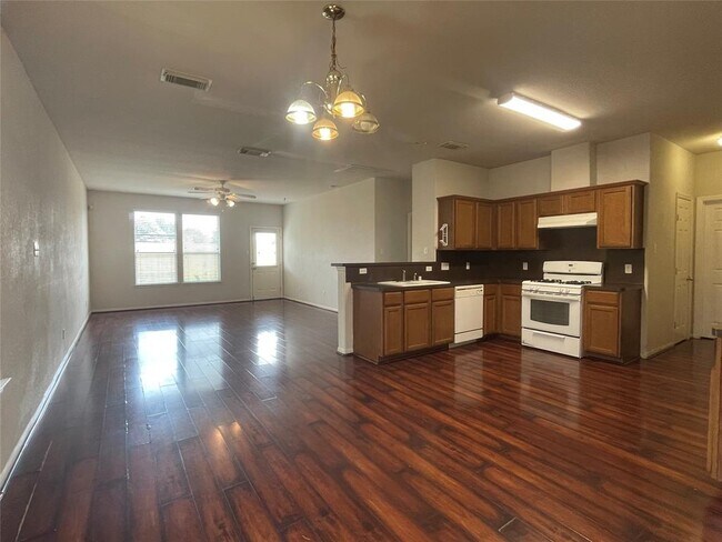 Building Photo - 13958 Maleewan Ln