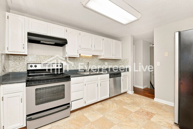 Building Photo - 5490 Corkhill Dr