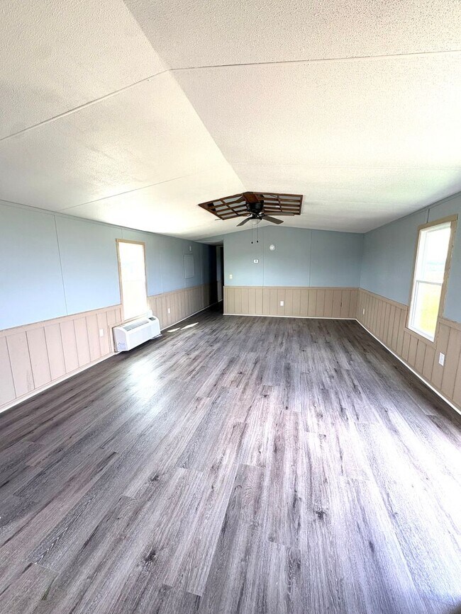 Foto del edificio - Peaceful 3BR - 2BR In Tompkinsville!
