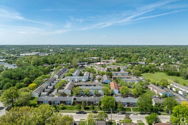 Foto aérea - Cross Country Townhomes