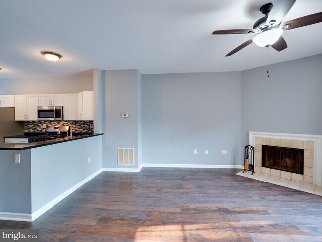 Building Photo - 7220 Parson's Ct