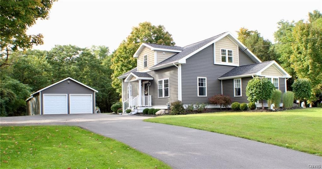 8421 Henry Clay Blvd, Clay, NY 13041 House Rental in Clay, NY