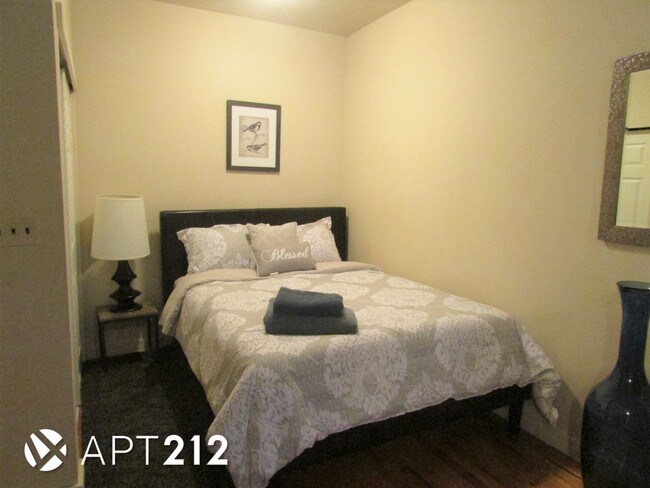 Foto del edificio - 834-832 2nd Ave