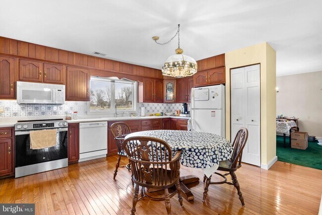 Foto del edificio - 3554 N Sugan Rd