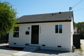 Building Photo - 3905 Cottonwood St
