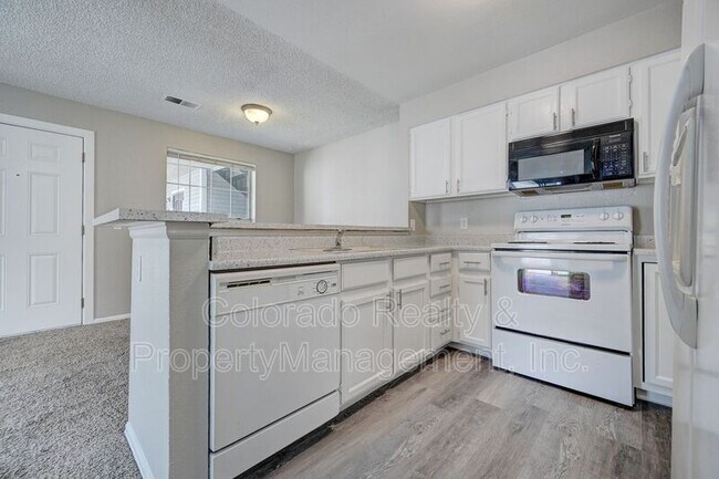 Building Photo - 4460 S Pitkin St