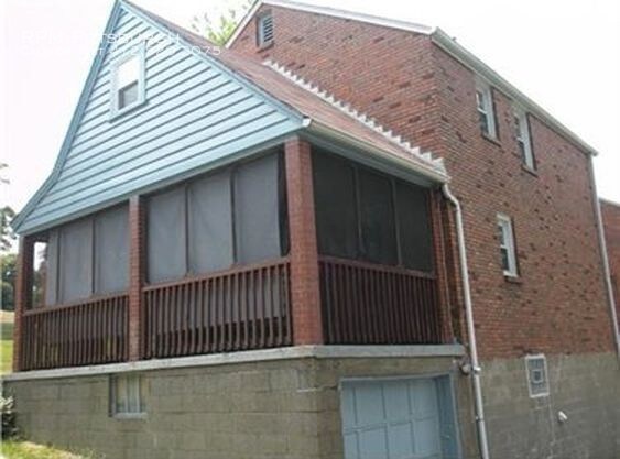 Building Photo - Beautiful 3 bed/ 1 bath in Bethal Park!