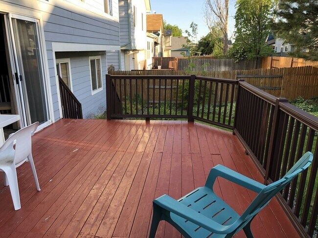 Foto del edificio - Immaculate Four bed three bath tri-level home in Brandywine with finished basement!