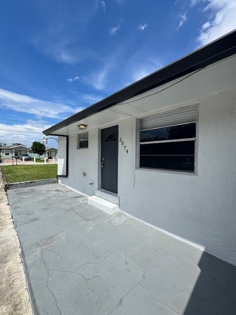 Building Photo - 3574 Saranac Ave