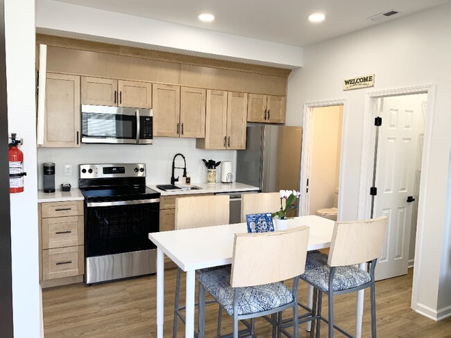 Foto del edificio - 1600 S Charles St