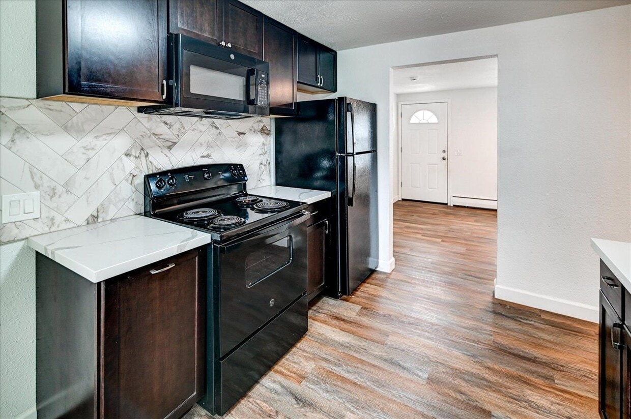 Foto principal - 732 Mayfair Ave