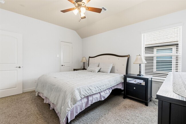 Building Photo - 10126 N Whimbrel Cir