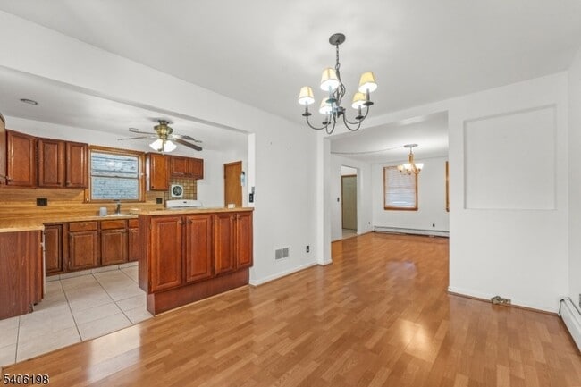 Foto del edificio - 27 E Madison Ave