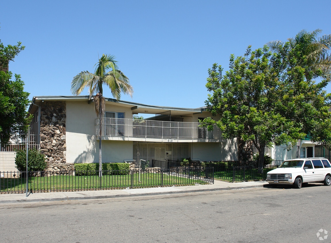Primary Photo - 515 Cuesta Del Mar Dr