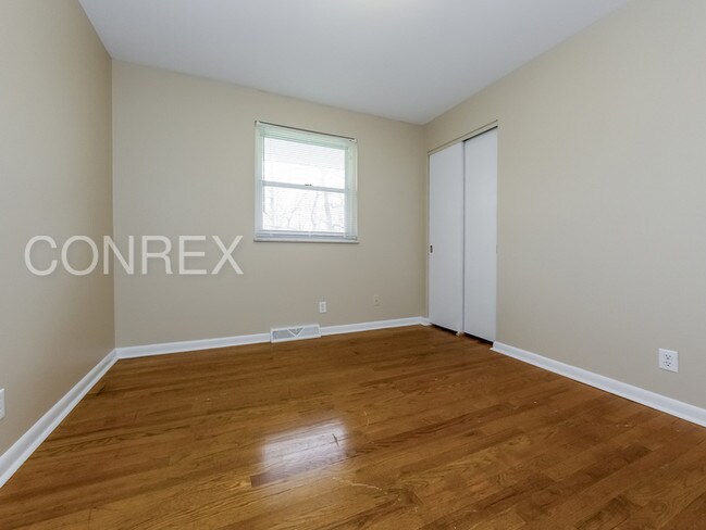 Foto del edificio - 4833 Victoria Ave