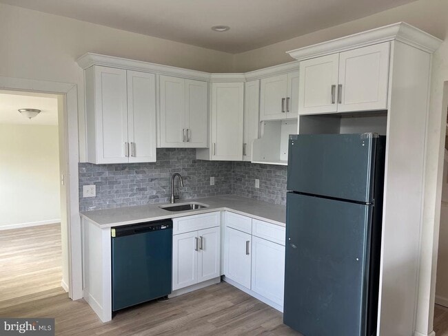 Foto del edificio - 101 Cedar Ave