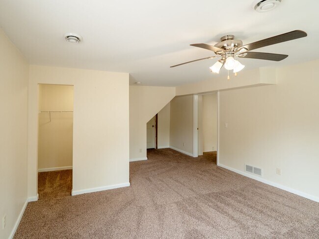 Foto del edificio - Cigar Shop-Lower