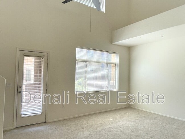 Building Photo - 2150 W Alameda Rd