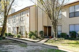 Foto del edificio - 10901 Village Bend Ln