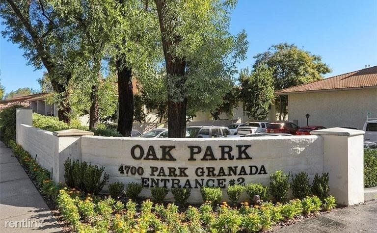 Building Photo - 4722 Park Granada