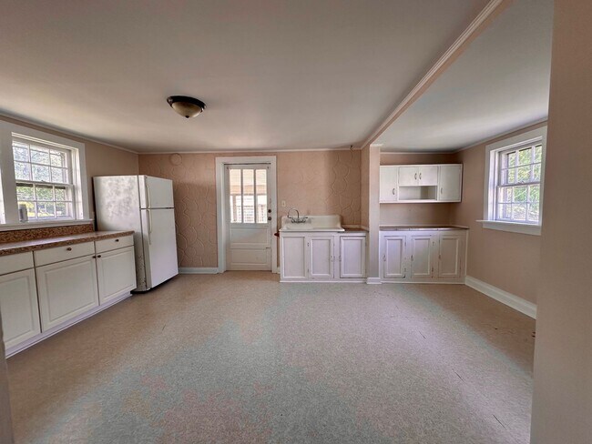 Photo - Historic 3 Bedroom Mill House in Downtown ...