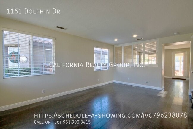 Building Photo - 1161 Dolphin Dr